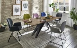 Essgruppe Atiste In Balkeneiche Massiv, Mit Bunten Stühlen